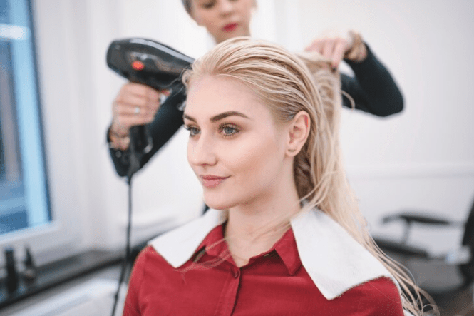 Blow Dry Hair Without Damage Ultimate Guide (1)